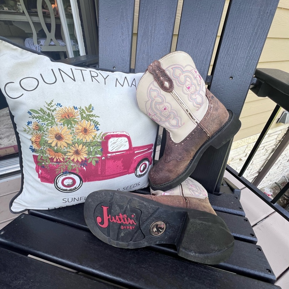 Justin Leather Women's Pink and Brown Barn Boot